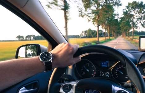 Presedintele PNL Botosani, inregistrat de radar conducand cu 105 km/h in localitate