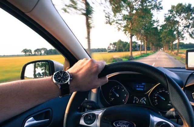 Presedintele PNL Botosani, inregistrat de radar conducand cu 105 km/h in localitate