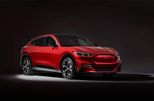 Elon Musk, "incantat" de lansarea primului SUV electric de la Ford: "Ar trebui sa-i incurajeze si pe ceilalti producatori sa mearga pe acelasi drum"