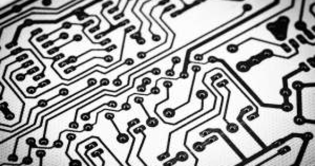 De ce s-a produs incendiul din complexul Confort City?