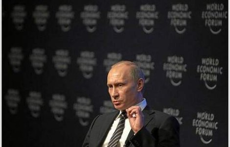 Putin amana vizita in Turcia pe fondul tensiunilor interceptarii avionului sirian