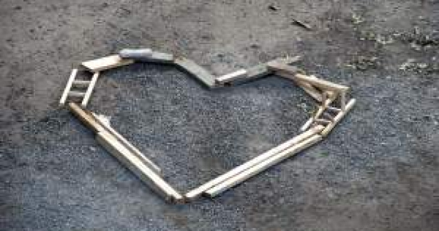 100.000 de straini trec anual prin Bucuresti in cautarea IUBIRII