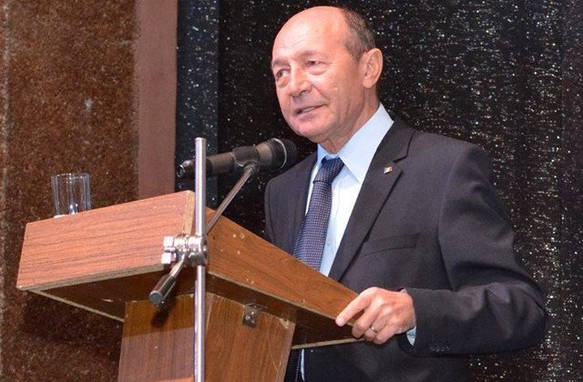 Basescu: Se pare ca varful de calitate politica in PSD este Dancila, ca ceilalti sunt vai mama lor