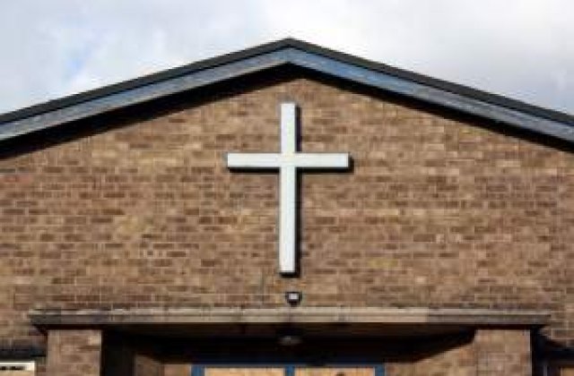 Indiewire: Mungiu este dezamagit de reactia Bisericii Ortodoxe fata de "Dupa dealuri"