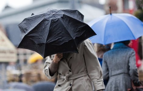 Temperatura maxima nu trece vineri de 2 grade, in Capitala. Spre seara, posibil lapovita si ninsoare