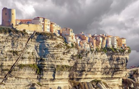 Atentionare de calatorie pentru Franta: Cod PORTOCALIU de vreme nefavorabila