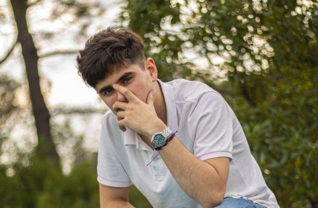 Studiu: Adolescentii sedentari risca sa fie afectati de obezitate si boli cardiovasculare