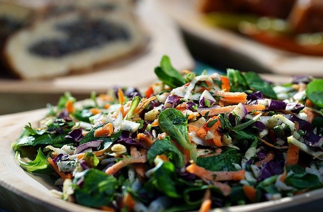 Nutritionist: Alimentatia de post echilibreaza colesterolul