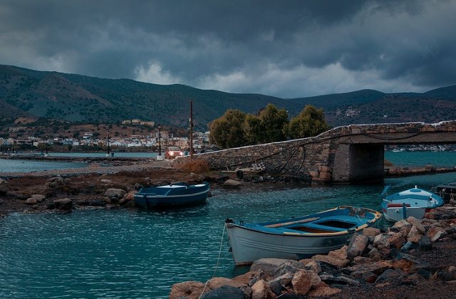 Un cutremur cu magnitudinea 6 s-a produs in apropiere de insula Creta