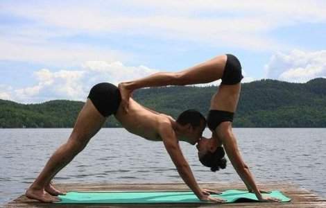 Obiceiul sarutului, sub microscop: Cum a aparut si de ce?