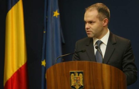 Funeriu: Ponta nu a platit bursele pentru 13.000 de elevi