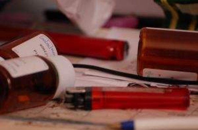 Numarul consumatorilor de droguri infectati cu HIV a crescut de 40 de ori