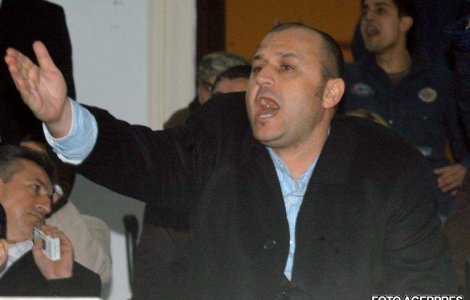 Adrian Mititelu: Am fost atacat de un grup de drogati si aurolaci