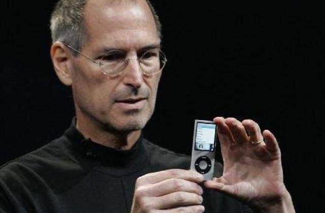 Steve Jobs revine la conducerea Apple, dupa un transplant de ficat