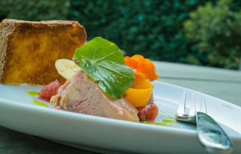 Infocons: Mai mult de jumatate dintre pateurile de post au 7 aditivi