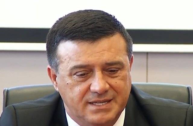 Badalau: Imi cer scuze tuturor romanilor plecati in strainatate la munca