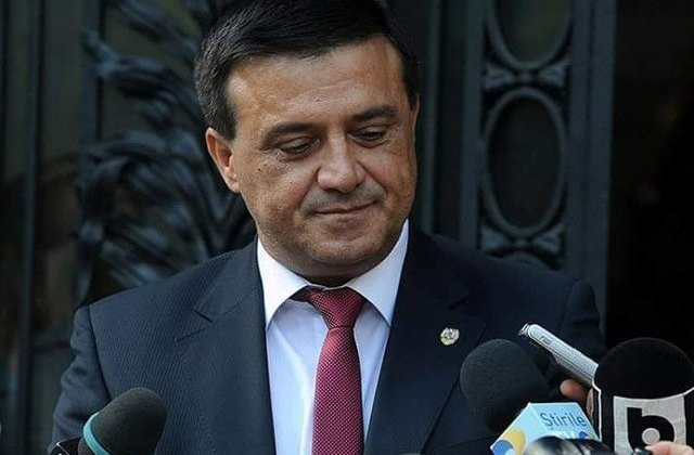 Badalau isi pierde functiile la nivel central in PSD, dar nu este exclus din partid