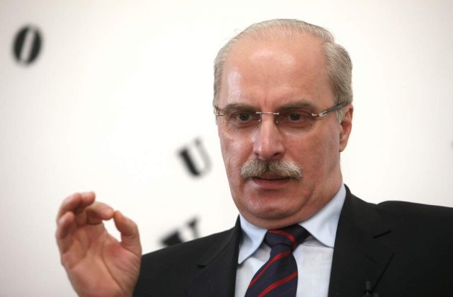 Mariana Bitang si Octavian Bellu si-au oficializat povestea de dragoste