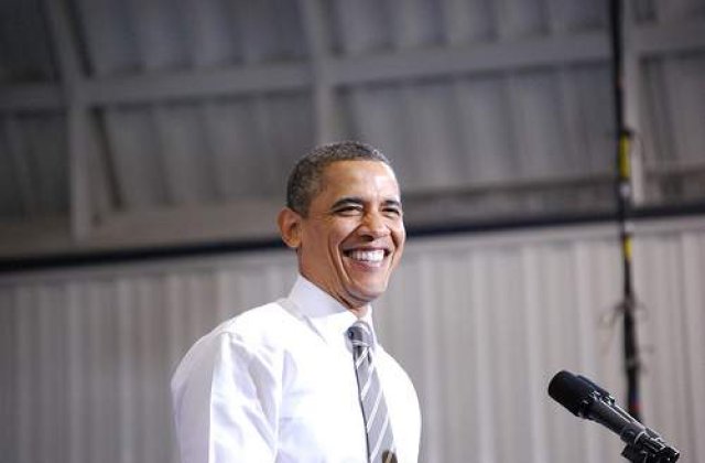 Obama a votat la Chicago cu 12 zile inainte de data oficiala a alegerilor