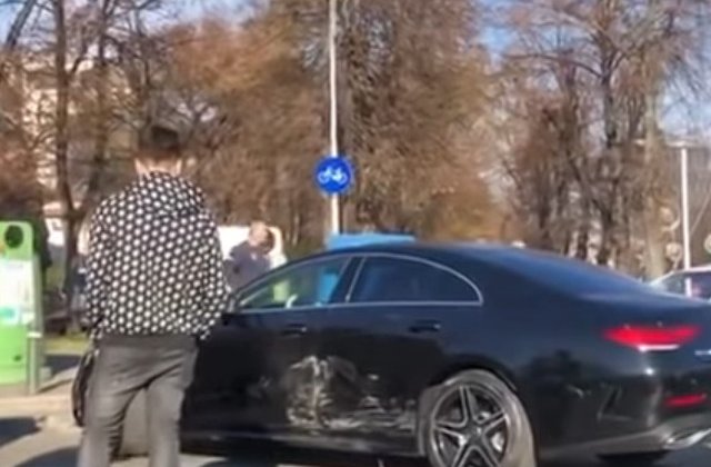 Vloggerul Selly, implicat intr-un accident, la circa o luna de cand si-a luat permisul/ VIDEO