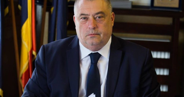 Primarul Craiovei, Mihail Genoiu: Directorii de scoli sunt "stat in st