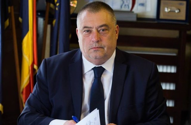 Primarul Craiovei, Mihail Genoiu: Directorii de scoli sunt "stat in stat"