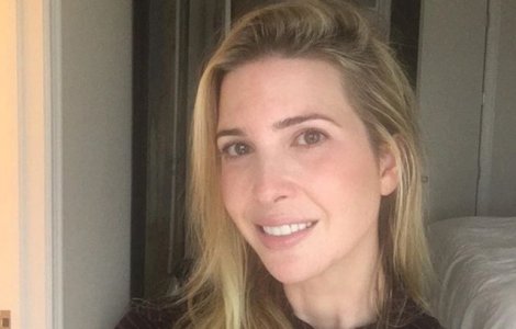  Top  Fara retus: 15+ celebritati care nu se tem sa se expuna nemachiate