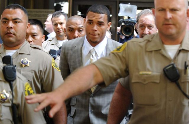 Chris Brown a scapat de inchisoare