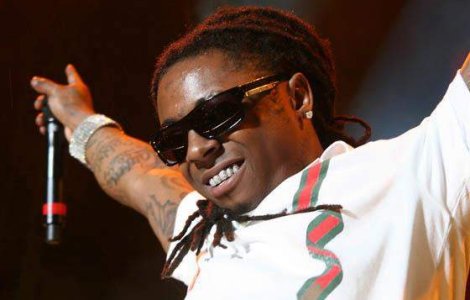 Lil Wayne, spitalizat din cauza unei crize asemanatoare convulsiilor cerebrale, a fost externat