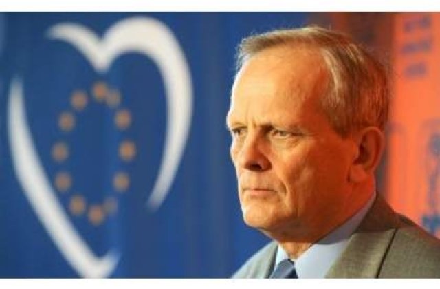 Stolojan: Tentativele anterioare de suspendare a lui Basescu au fost un esec