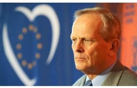 Stolojan: Tentativele anterioare de suspendare a lui Basescu au fost un esec