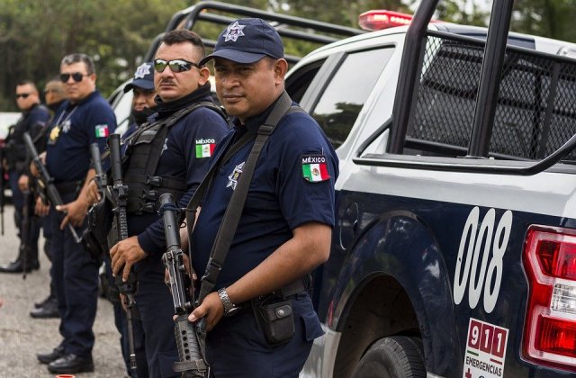 Politistii supraponderali din Mexic, obligati sa tina dieta