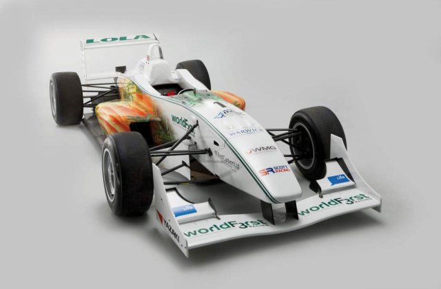 Prima masina de curse ecologica distruge ozonul nociv de la nivelul solului