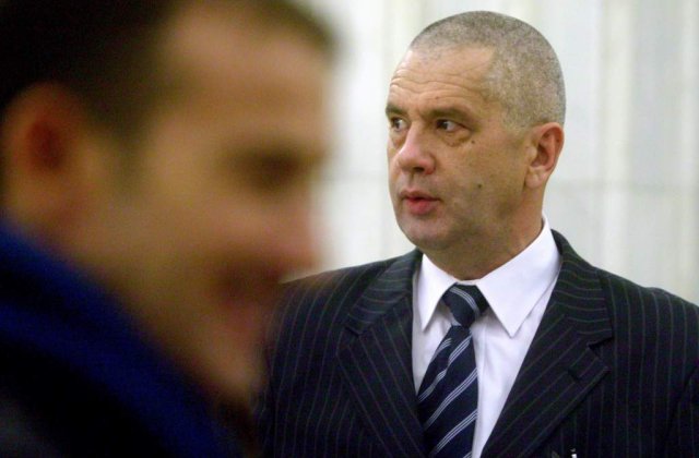 Al doilea ministru cu probleme: Deputatii au aprobat comisia de ancheta in cazul Nemirschi