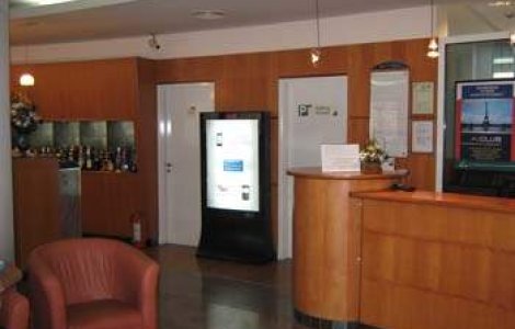 Invent Media aduce publicitatea indoor in hotelurile Ibis