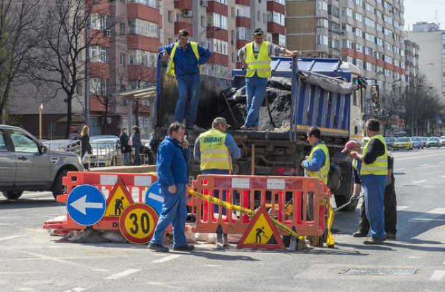 61% din lungimea retelei rutiere a Romaniei are durata de functionare expirata: "Intreaga retea risca sa fie distrusa"