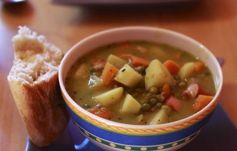 Nutritionist: Ciorba, preparatul dietetic si satios din tot meniul de