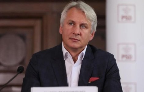 Teodorovici: Guvernul s-a metamorfozat in guvernul kamikaze