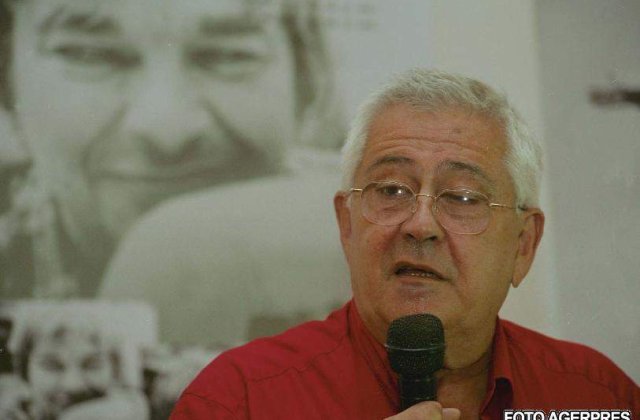 Criticul si scriitorul Matei Calinescu s-a stins din viata