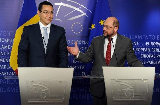 Luhan: Schulz si-a patat onoarea participand la evenimentele lui Ponta