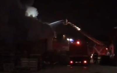 Incendiu cu degajari mari de...