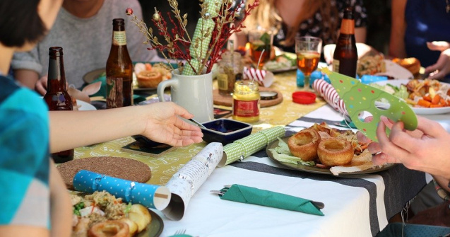  Top  6 reguli de urmat pentru a nu exagera cu mâncarea de Craciun si de Re