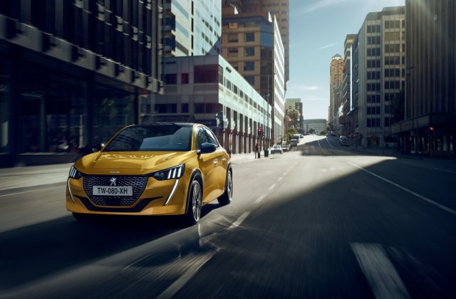 Noul Peugeot 208 a castigat titlul masina anului 2020 in Romania