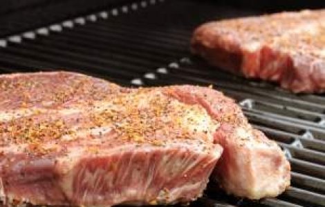 Cadou de Craciun de la producatorii de carne: Scumpire de 10%