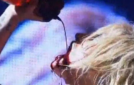  Video  Ke$ha: Beau sange uman pentru ca ma inspira