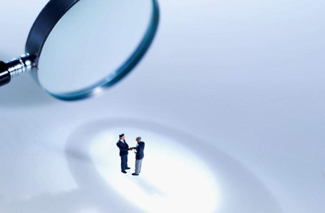 Dosarul FRAUDELOR BANCARE: Aurel Saramet, cercetat in libertate