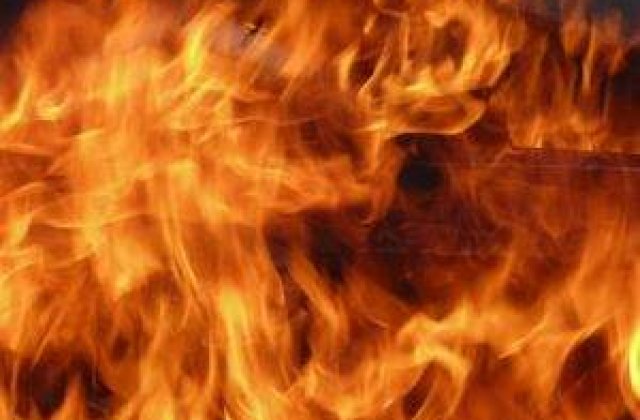 Scenariu de groaza la Roma: Romanca incendiata pentru a trimite un MESAJ