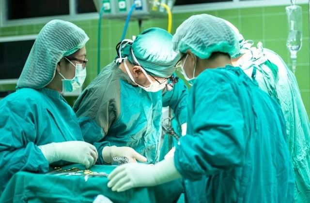 90% dintre medicii din Olt au intrat in greva japoneza