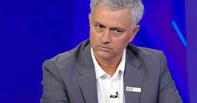 Antrenorul Jose Mourinho a anuntat decesul catelusei sale