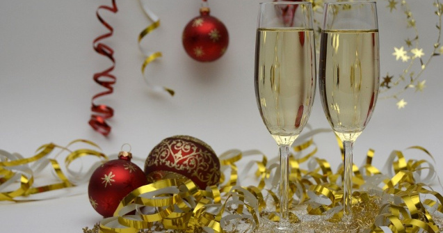 Petrecere de Craciun dedicata "pacatosilor", anulata din cauza unor am